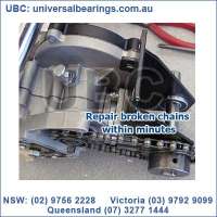 Chain links connect by pushing pin Chain links connect by pushing pin